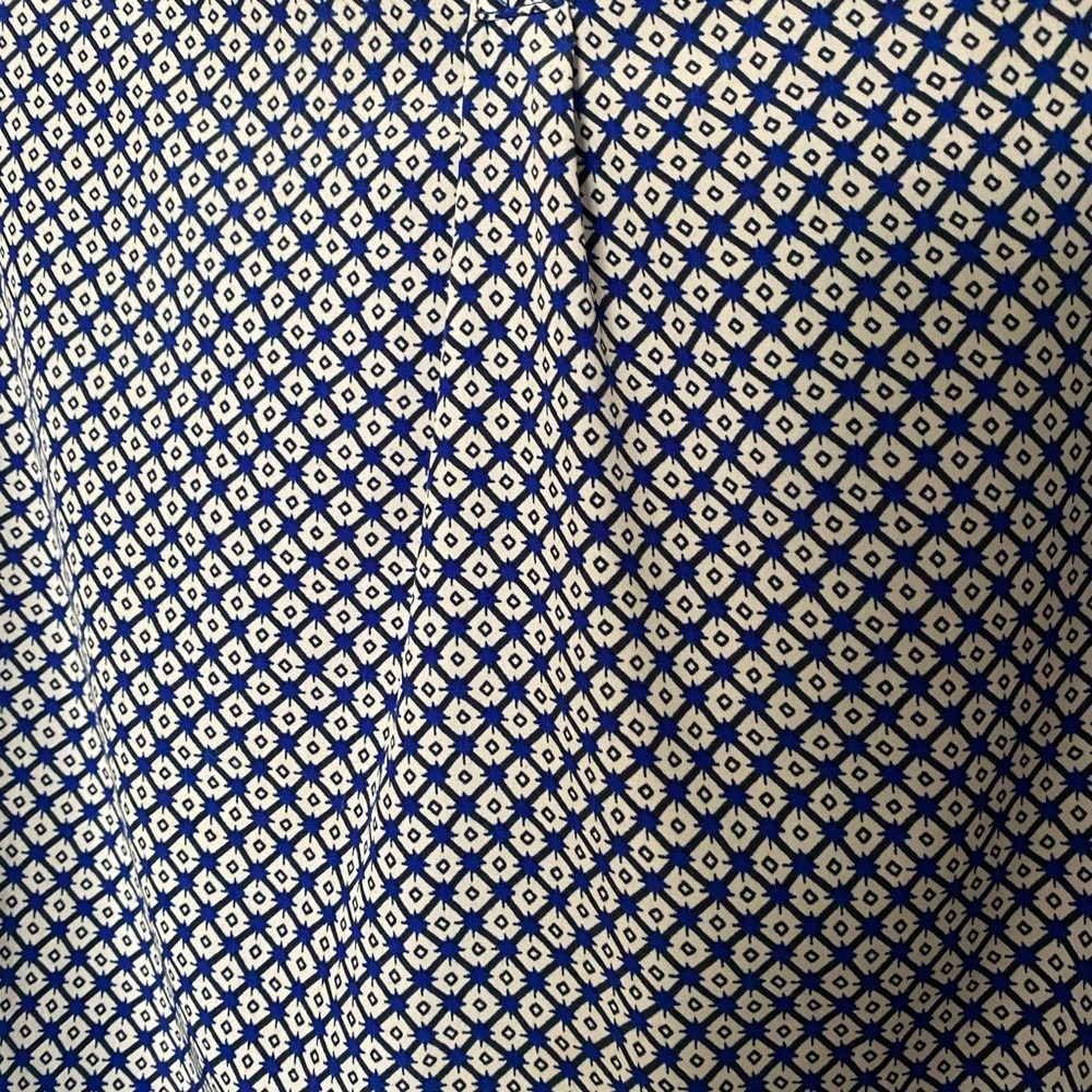 Blue Patterned Blouse - Picture 2 of 4